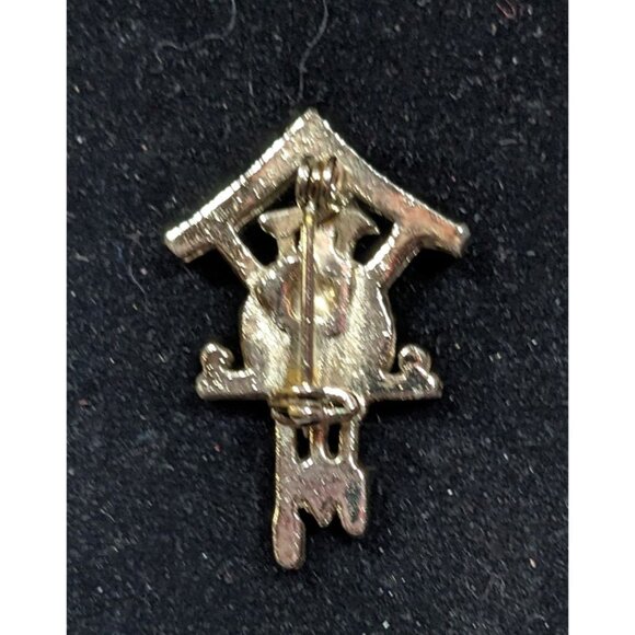 Vintage Cuckoo Clock Silver Tone Brooch (Missing Piece) - Picture 4 of 4